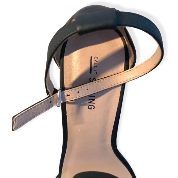 Beautiful Black Size 8.5 US Shoes! - Picture 2 of 5